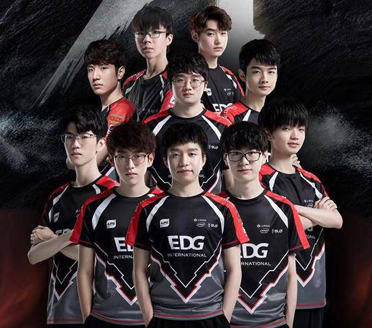 以球会友 以球会友