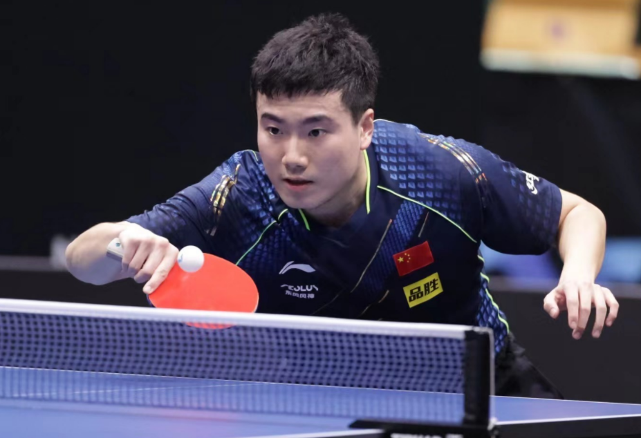 禁区弧顶的 禁区弧顶的